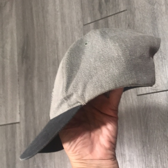 Hawaii Intercontinental SnapBack Embroidered Trucker Hat - Picture 2 of 8